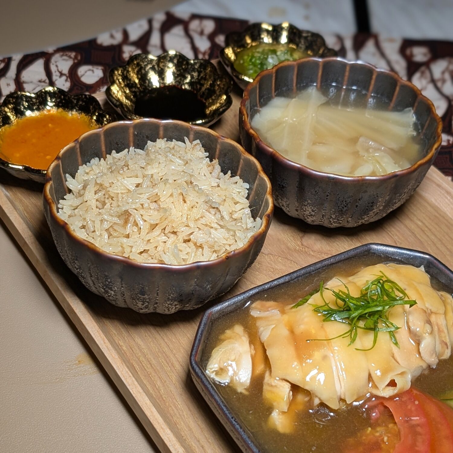 Varel Singapore Hathaway Autograph Hathaway’s Chicken Rice