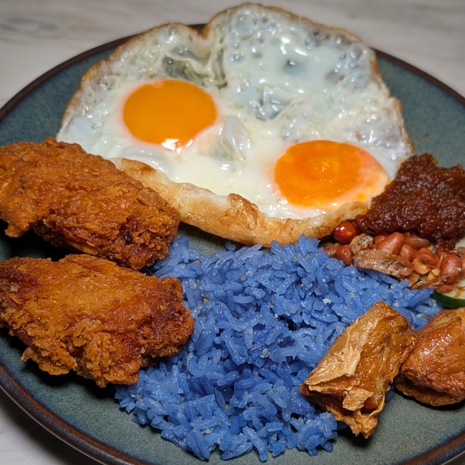 Varel Singapore Hathaway Autograph Breakfast Nasi Lemak