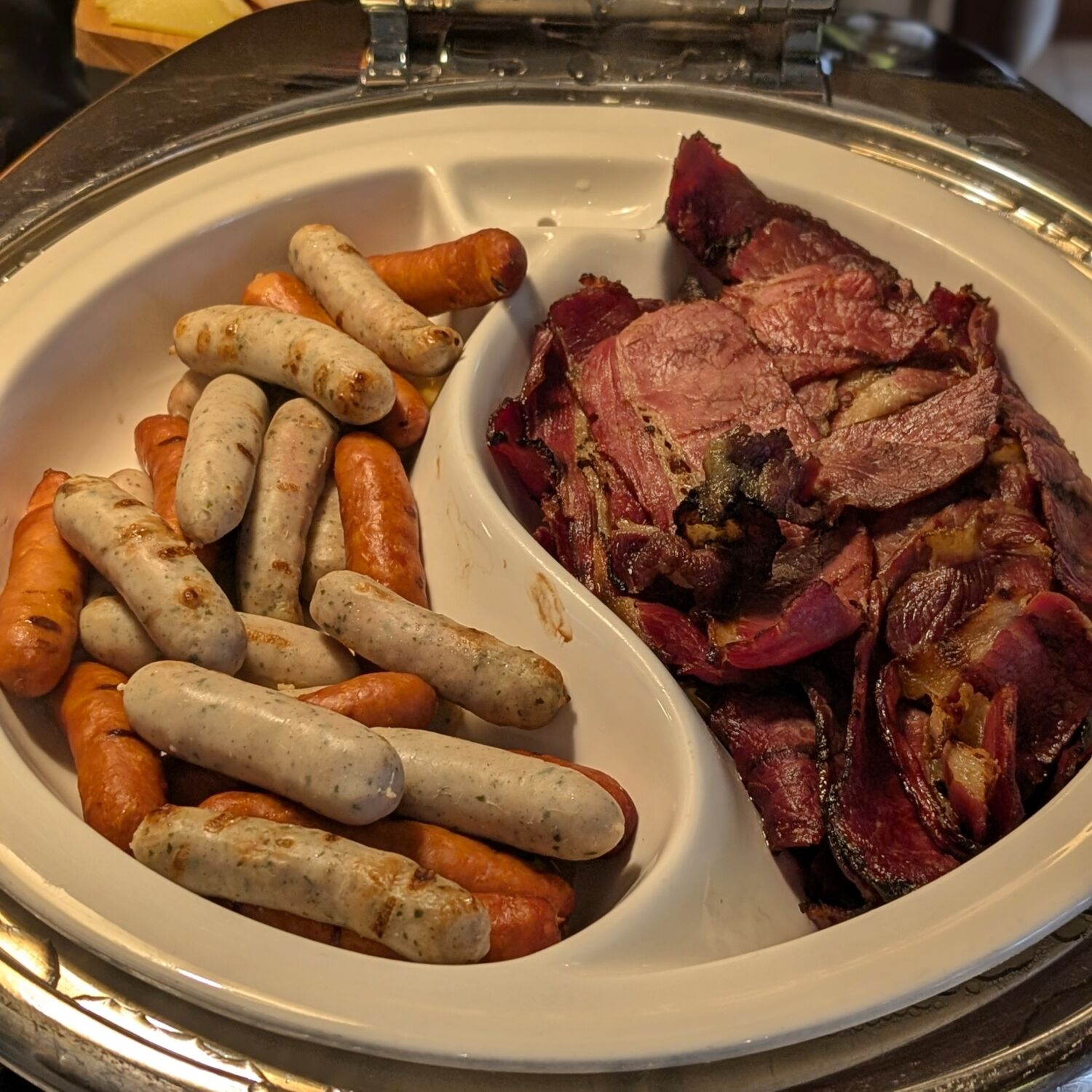 Orchard Rendezvous Hotel Singapore Club Lounge Breakfast