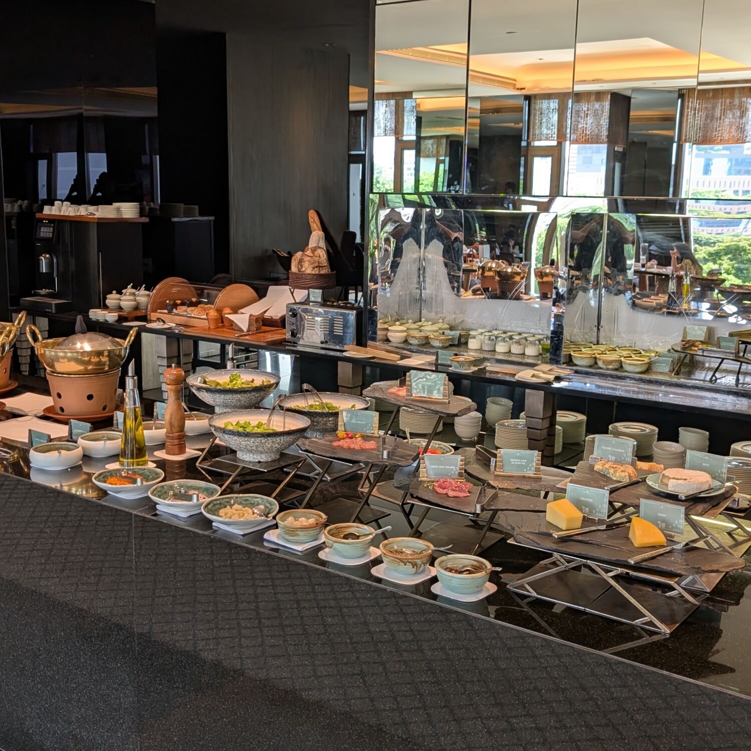The Sukhothai Bangkok Sukhothai Club Wing Club Lounge Breakfast