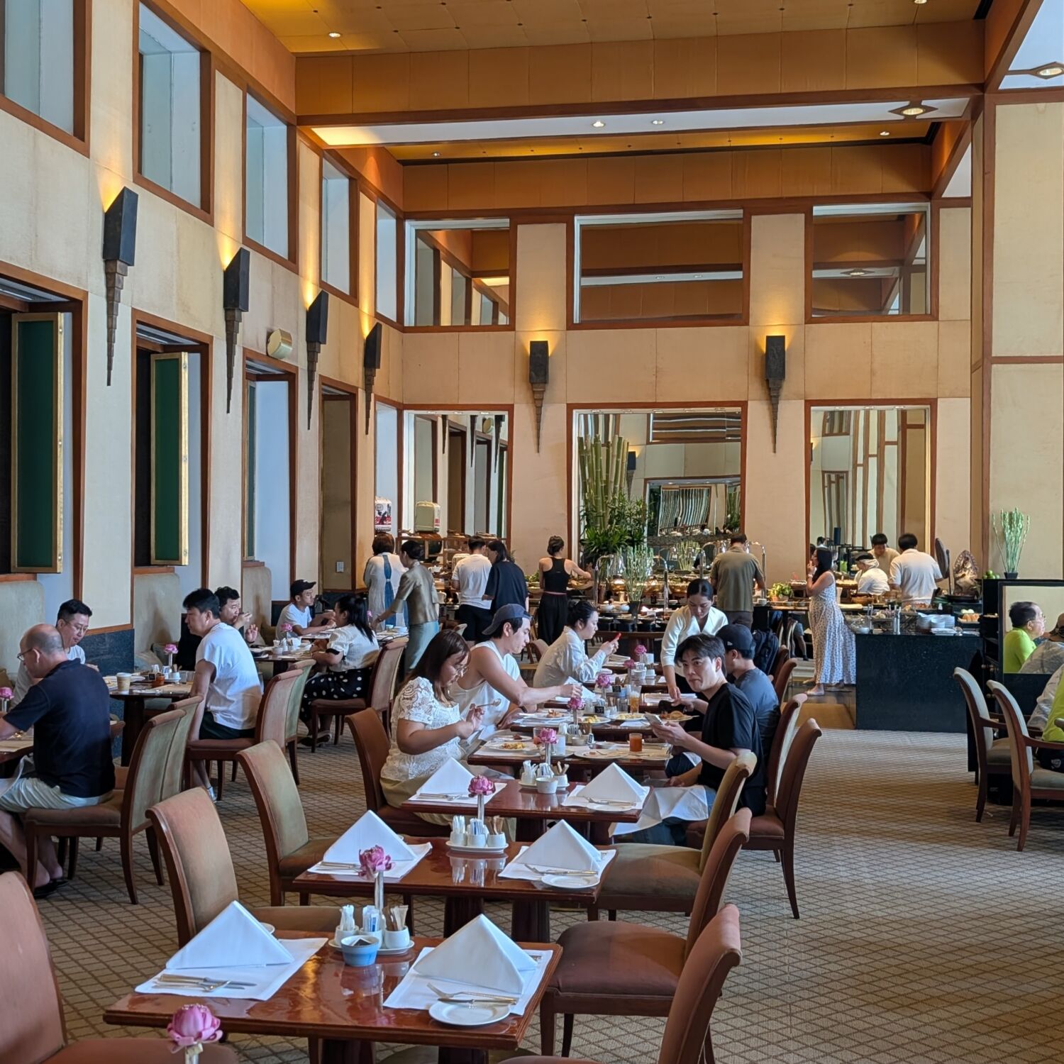 The Sukhothai Bangkok Main Wing Colonnade Breakfast