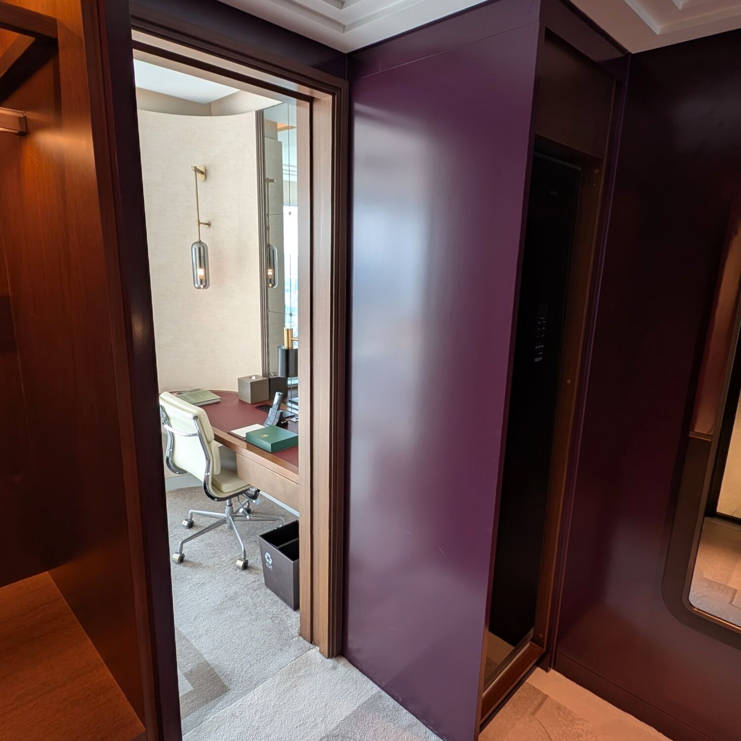 Josun Palace A Luxury Collection Hotel Seoul Gangnam Masters Junior Suite Walk in Wardrobe