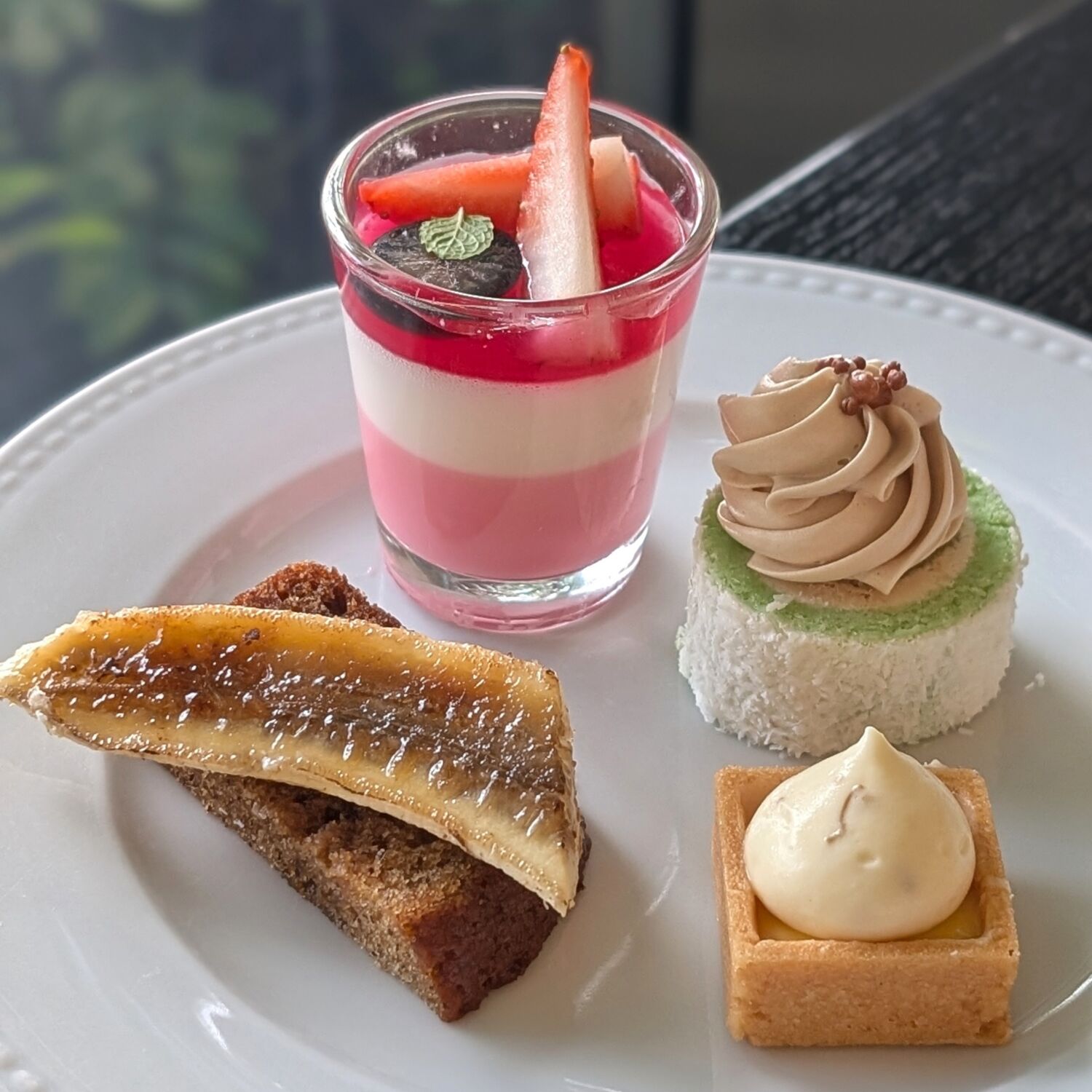 Sofitel Singapore City Centre Racines The Ultimate Racines Brunch Dessert Selection