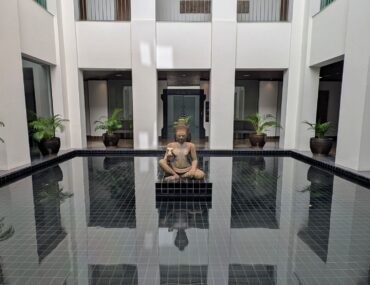 Hotel Review: The Sukhothai Bangkok (Club Balcony Room) – Timeless Urban Sanctuary of Thai Design and Quiet Luxury [2026]